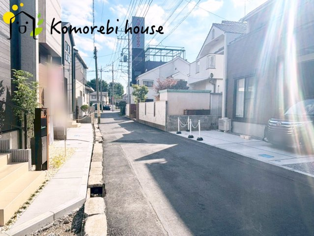 桶川市北1丁目　8期　新築一戸建て　ブルーミングガーデン　02の前面道路含む現地写真|前面道路含む現地写真です