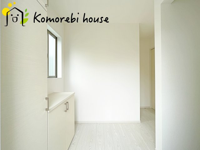 桶川市神明　1期　新築一戸建て　テラシエ　01の玄関|シンプルで使いやすい玄関です