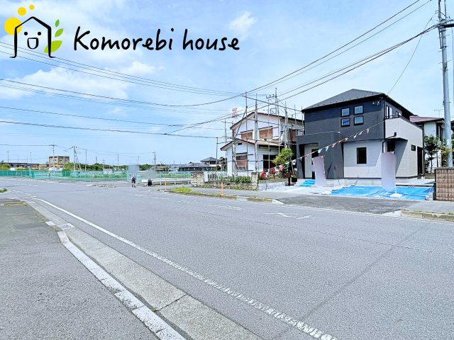 桶川市坂田　10期　　新築一戸建て　グラファーレ　01の前面道路含む現地写真|前面道路含む現地写真です