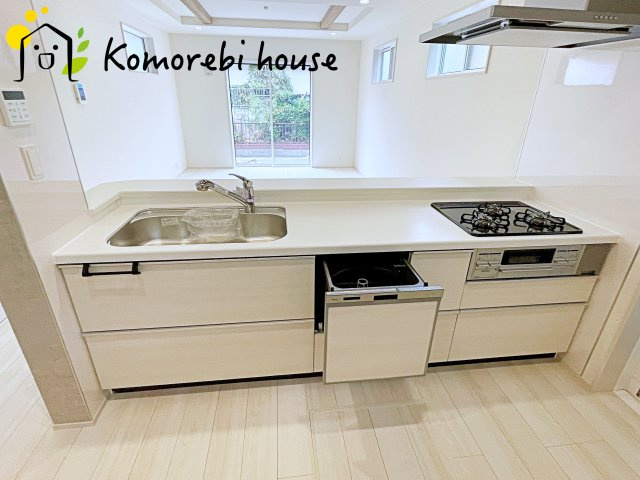 桶川市北1丁目　7期　新築一戸建て　ブルーミングガーデン　01のキッチン|26.4.20　撮影済み
