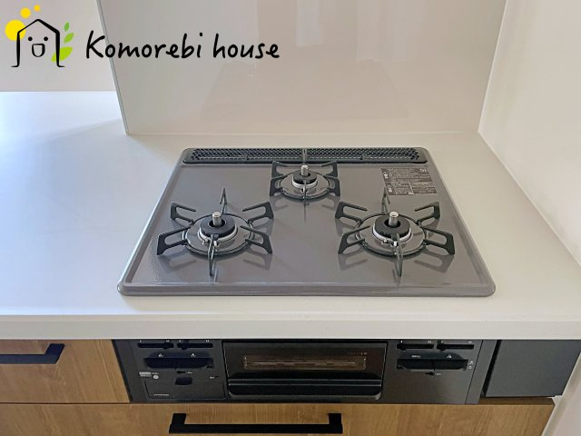 桶川市神明　1期　新築一戸建て　テラシエ　02のキッチン|きれいなキッチンです