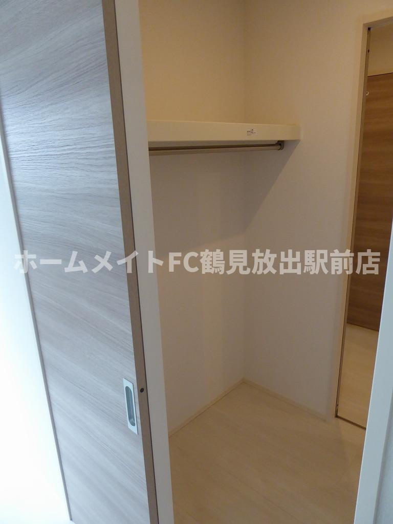 東大阪市稲田上町１丁目のアパートの収納