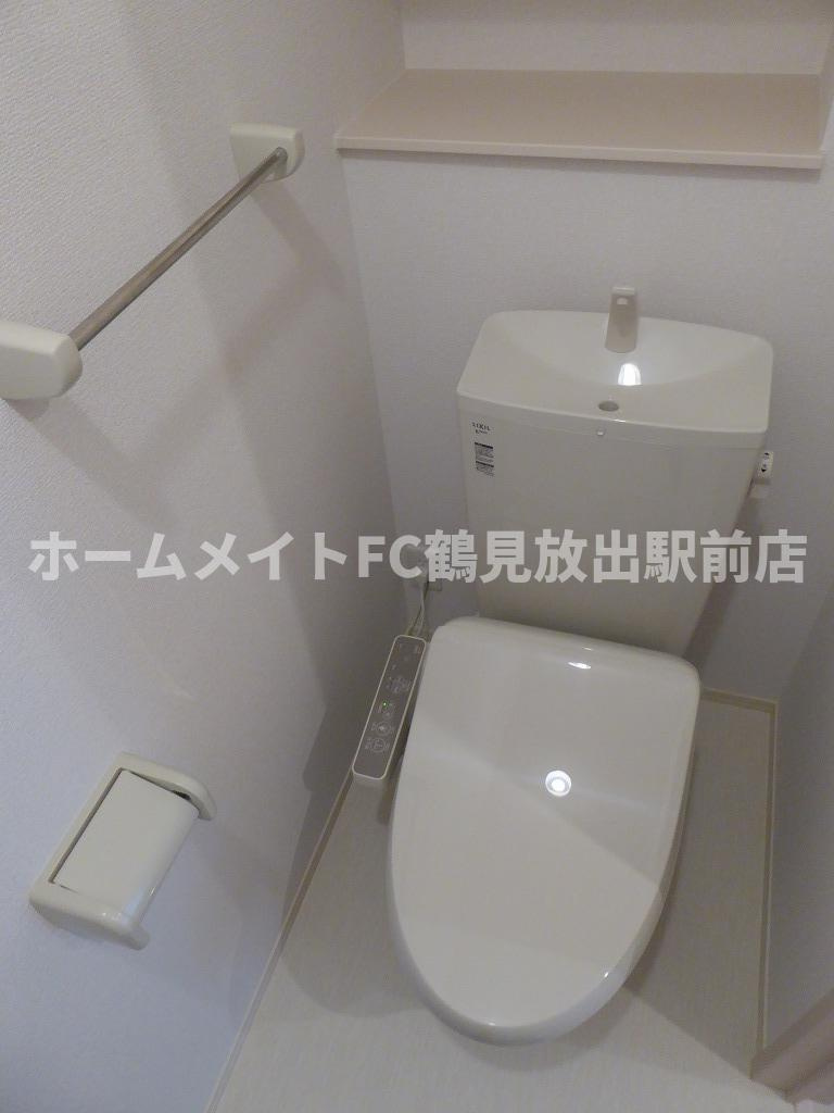 東大阪市稲田上町１丁目のアパートのトイレ