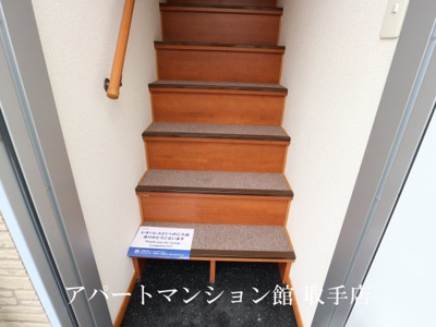 【玄関】 | レオパレスカーサT
