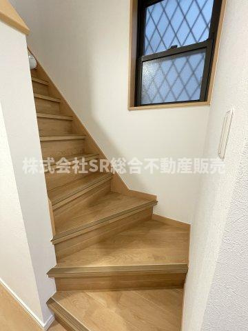 寿町1丁目中古戸建の内装|当日予約も大歓迎です！土日祝、雨の日やお子様連れのお客様の送迎も可能ですのでお気になさらずお問合せ下さい。お仕事終わりのお時間にも柔軟に対応致しますのでお気軽にお申し付け下さいませ。