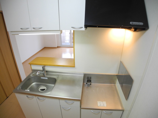サンモールヒルズのキッチン|※室内画像は別部屋のもの