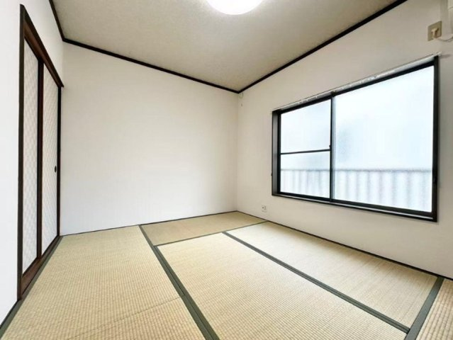 深江南町2丁目の和室|南からの陽当り良好
