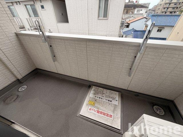 PALACE WEST千里丘　B棟のバルコニー