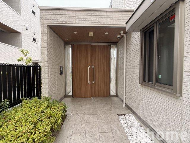 PALACE WEST千里丘　B棟のロビー