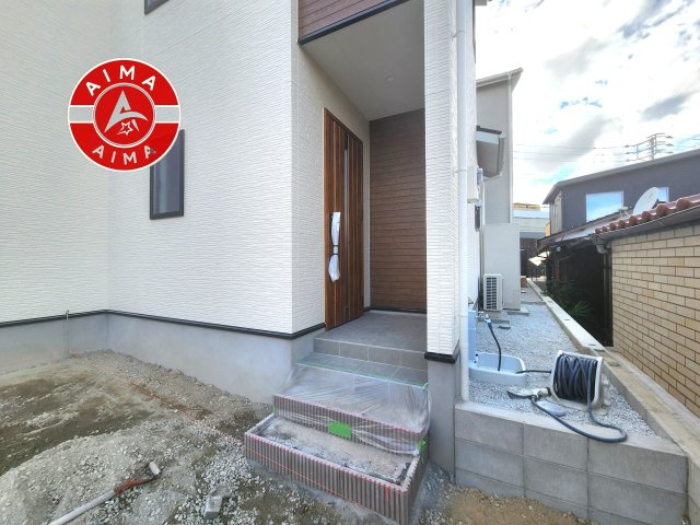 太宰府市吉松3丁目第4-2棟（2号棟）の外観：施工例|おでかけの時も帰った時も、「我が家」を最初に感じでもらえる素敵な空間に。