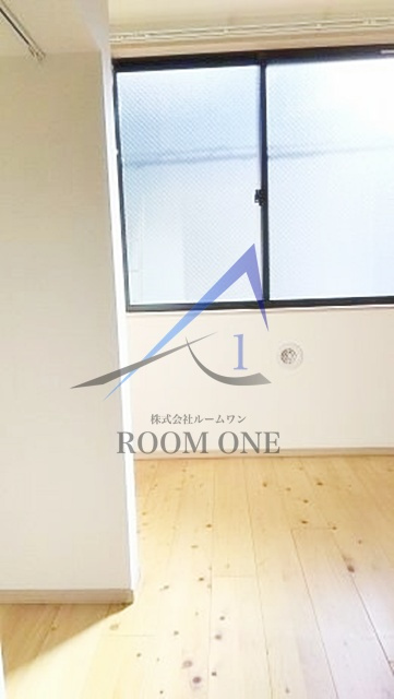 ワンピース落合の居間・リビング|洋室のお部屋です。