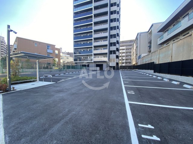 S-RESIDENCE福島Alovita(エスレジデンス福島アロヴィータ)の駐車場|S-RESIDENCE福島Alovita(エスレジデンスフクシマアロヴィータ)　駐車場