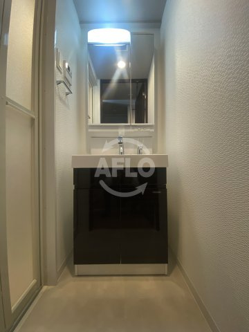 S-RESIDENCE福島Alovita(エスレジデンス福島アロヴィータ)の独立洗面台|S-RESIDENCE福島Alovita(エスレジデンスフクシマアロヴィータ)　洗面台