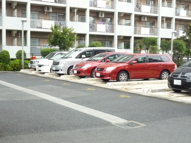 【駐車場】