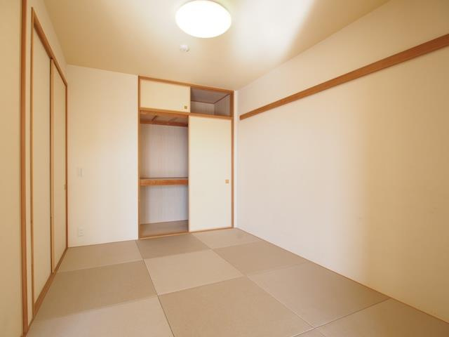 プラウド江坂の収納