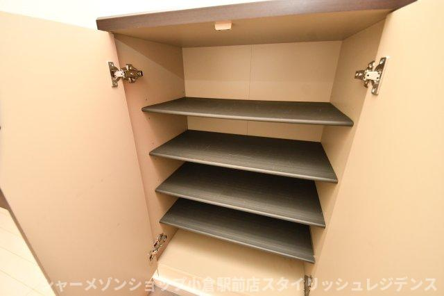 サンルーヴルの収納
