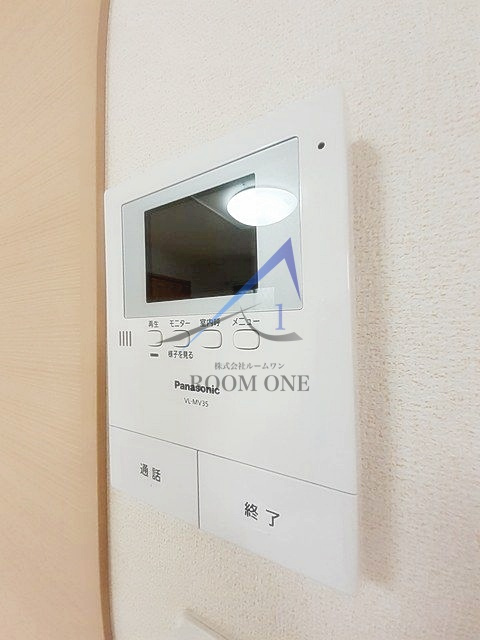 フォンテーヌのセキュリティ|モニター付きインターホンです。