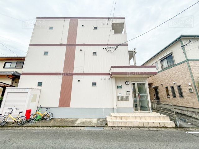 オリーヴァ花畑のロビー|閑静な住宅街に位置しています☆