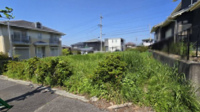 名張市つつじが丘南3番町　建築条件無し売土地