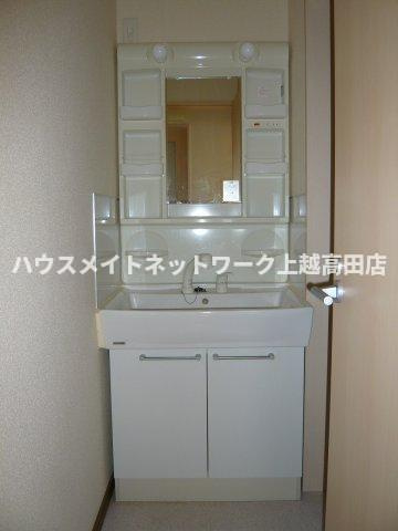 ルミエール　デュースの独立洗面台|洗髪洗面化粧台