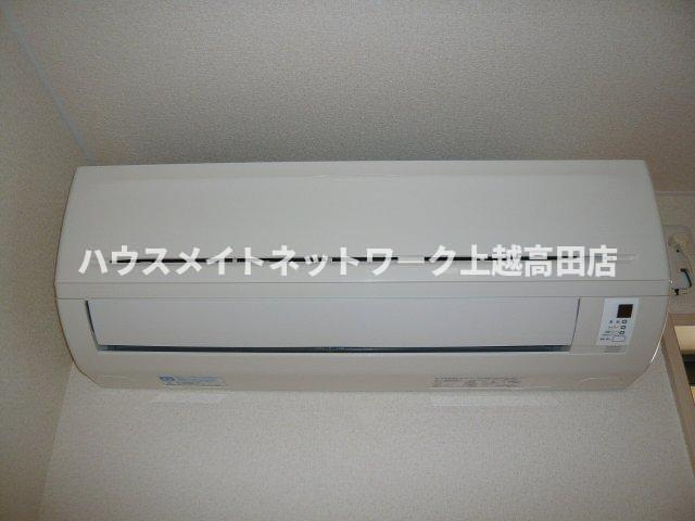 ルミエール　デュースの設備|エアコン（同室タイプ２０２号室の画像を掲載）