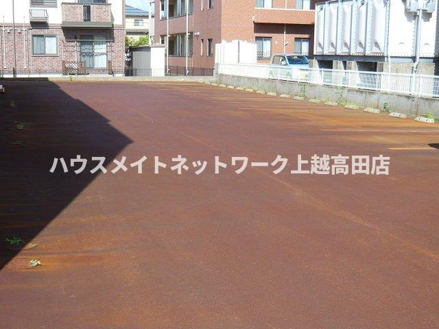 ルミエール　デュースの駐車場|駐車場