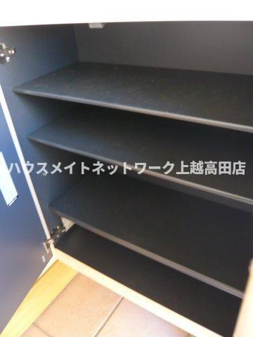 ルミエール　デュースの設備|シューズボックス