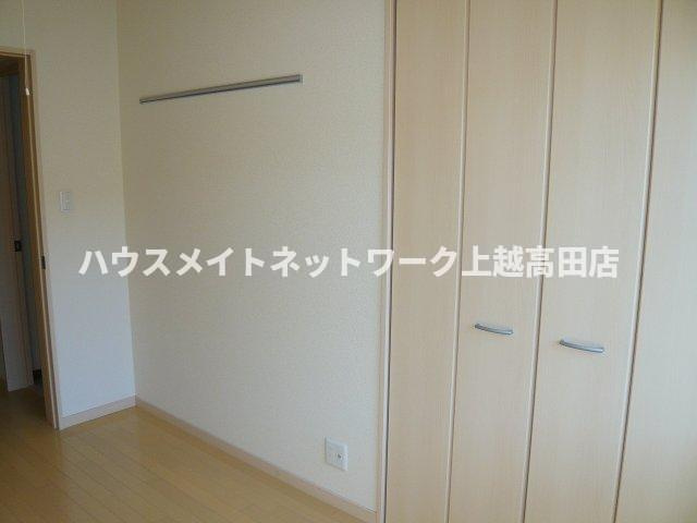 ルミエール　デュースの内装|洋室（同室タイプ２０２号室の画像を掲載）