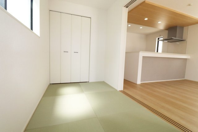 郡山市東原1丁目　　　１号棟　　　富田東小学校、富田中学区の和室