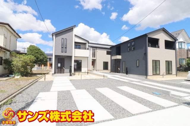 郡山市東原1丁目　　　１号棟　　　富田東小学校、富田中学区の外観|南西側から見た区画全体♪