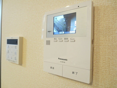 【設備】 | サンクスファミリー　B棟 | 105　ＴＶインターホン