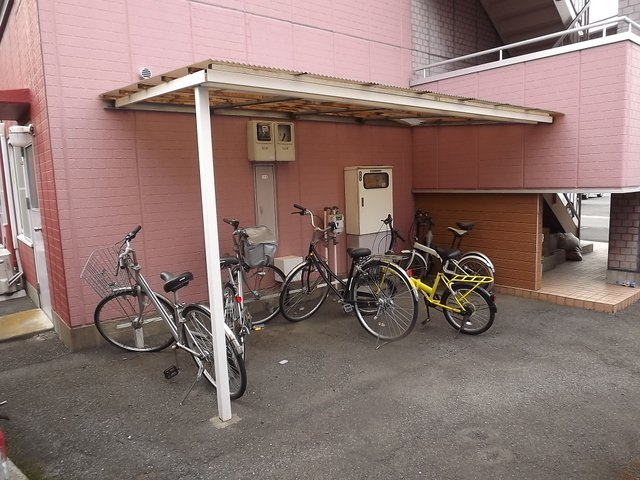 シャルマン島野のその他