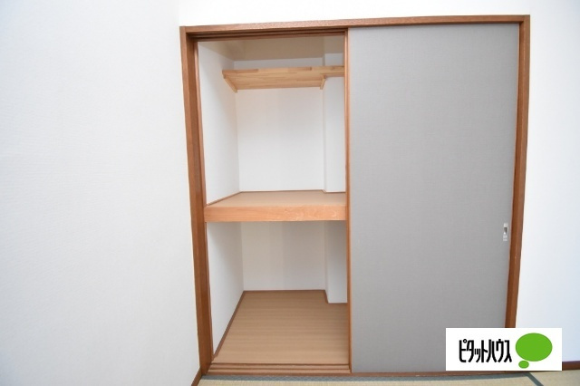 シャルマン島野の収納