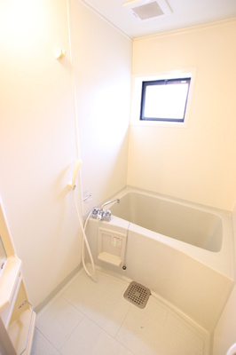 追焚機能・換気窓も付いたバスルーム