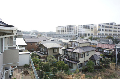 西側窓からの景色