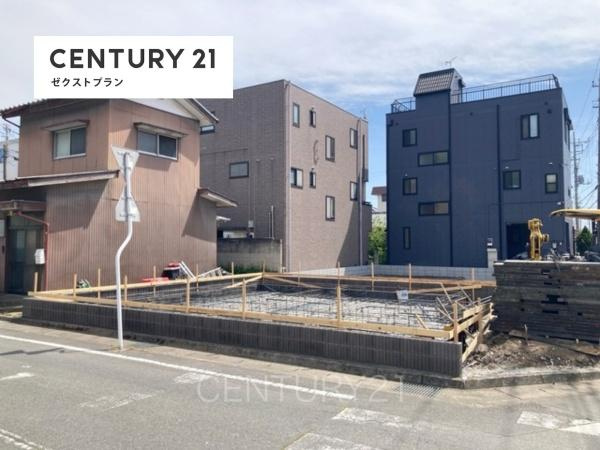 前橋小相木町第6 1号棟の前面道路含む現地写真