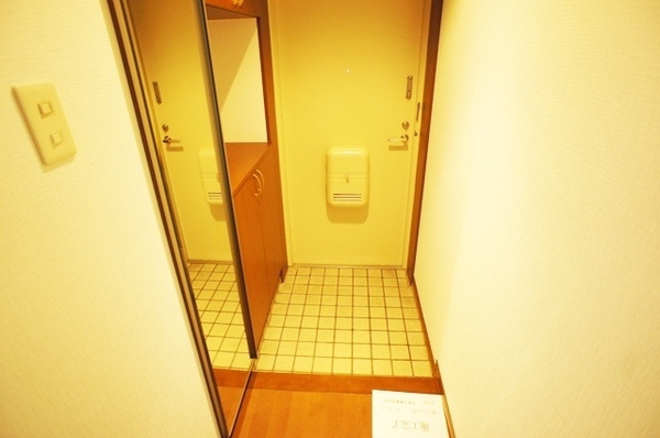 ケニーヒルズ玉川の玄関