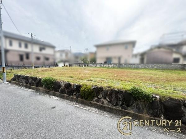 ファーストタウン疋田 ２号地　建築条件なし土地のその他|■現地撮影写真■敷地面積４２坪以上と広々開放的！