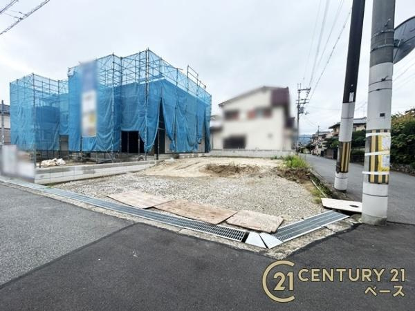 ファーストタウン疋田 ４号地　建築条件なし土地のその他|■現地撮影写真■敷地面積４２坪以上と広々開放的！