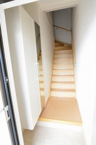 ニュープロスパーの玄関