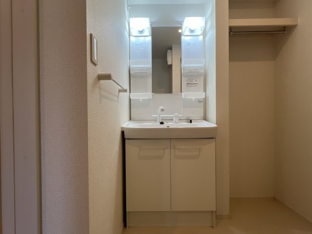 Ｒグレイ砥堀の洗面所