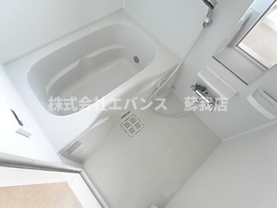 【浴室】 | サニーレジデンスⅠ | 落ち着いた空間のお風呂です