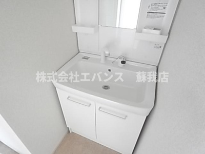 【洗面所】 | サニーレジデンスⅠ | コンパクトで使いやすい洗面所
