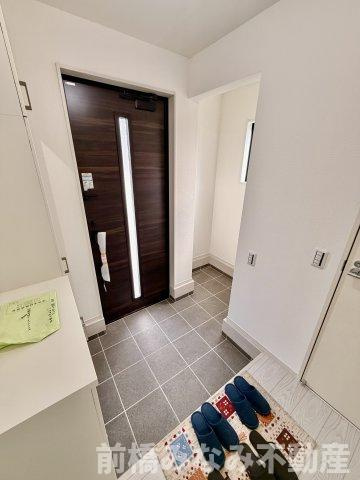 【新築】前橋市城東町1期　限定１棟　テラシエ　新築建売の玄関|落ち着いた玄関です