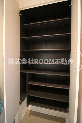クレセントⅠの収納|たっぷりとした収納スペースです