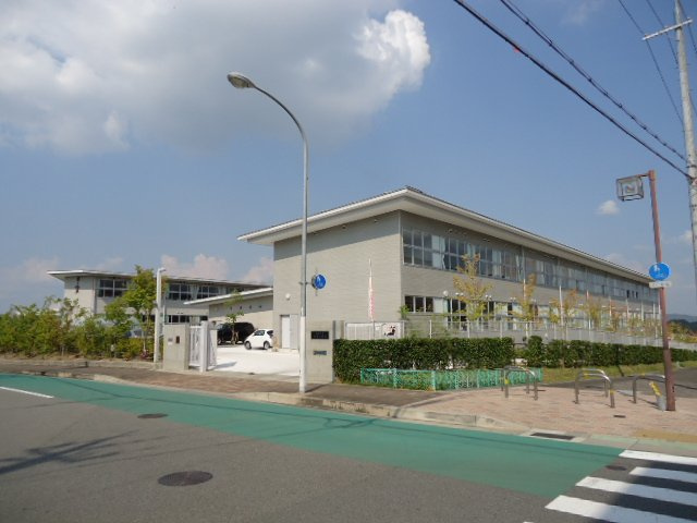 Ｍａｉｓｏｎ　ｄｅ　Ｃｈａｔ　ｂｌａｎｃの周辺|神戸市立長尾小学校まで378ｍ
