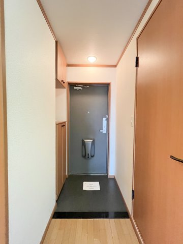 ＹＫパレスの玄関|イメージ写真205号室