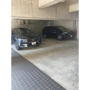 オリオン5の駐車場