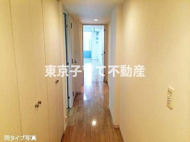 コンフォリア本駒込の玄関