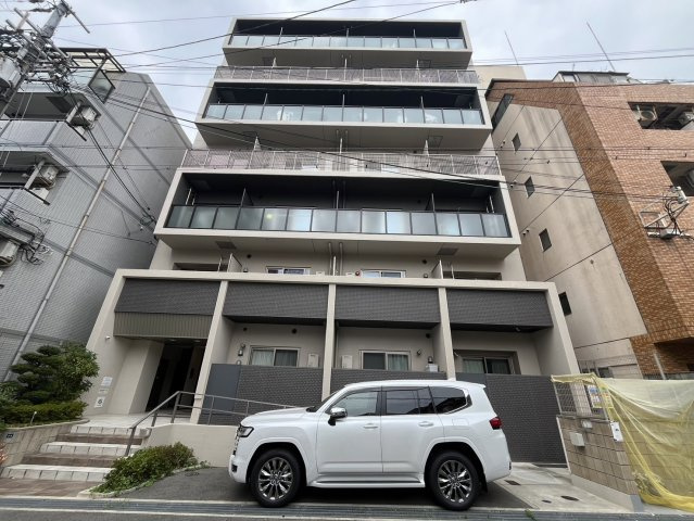 STEADY三宮